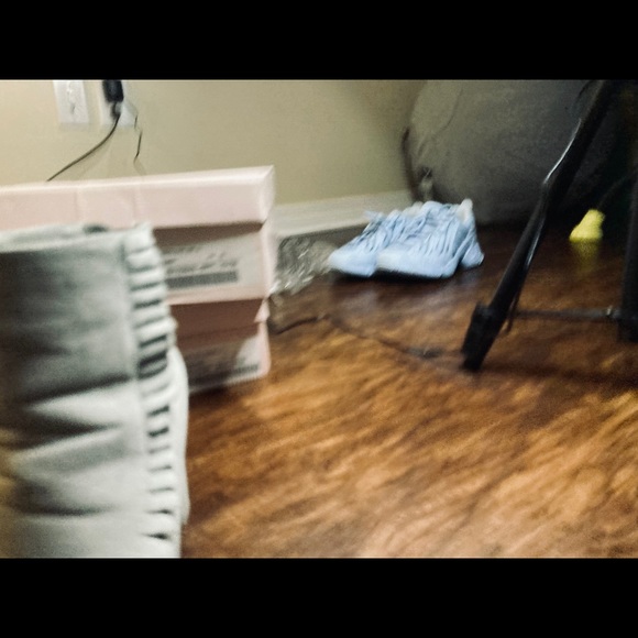 Booties - Picture 4 of 5